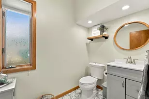 155 Friendship St, Fall River, MA 02724 - Photo 8