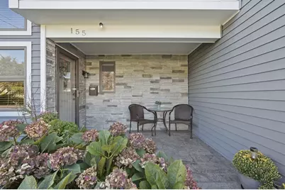 155 Friendship St, Fall River, MA 02724 - Photo 4