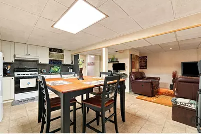 155 Friendship St, Fall River, MA 02724 - Photo 30