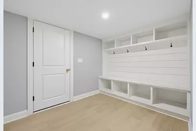 7 Hamilton St, Framingham, MA 01701 - Photo 18