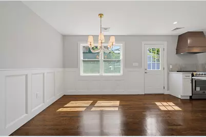 7 Hamilton St, Framingham, MA 01701 - Photo 6