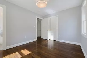 7 Hamilton St, Framingham, MA 01701 - Photo 8