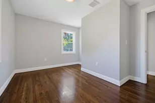 7 Hamilton St, Framingham, MA 01701 - Photo 10