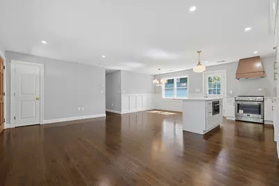 7 Hamilton St, Framingham, MA 01701 - Photo 8