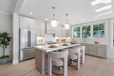 53 Hodge Rd, Arlington, MA 02474 - Photo 8