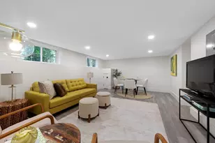 53 Hodge Rd, Arlington, MA 02474 - Photo 30