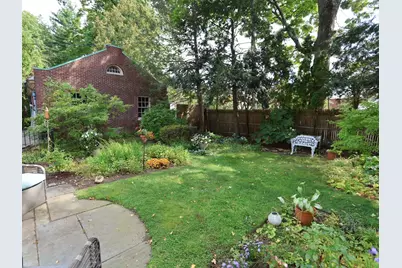 112 Russell St, Worcester, MA 01609 - Photo 32