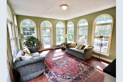 112 Russell St, Worcester, MA 01609 - Photo 8
