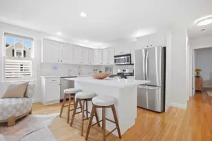 194 E St, Boston, MA 02127 - Photo 2