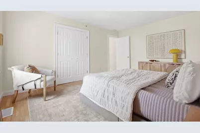 194 E St #A, Boston, MA 02127 - Photo 8
