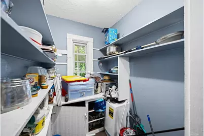 374 Geneva Ave, Boston, MA 02122 - Photo 10