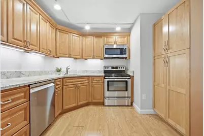 151 Coolidge Ave #712, Watertown, MA 02472 - Photo 1