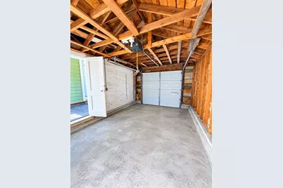 67 Mulberry St, Attleboro, MA 02703 - Photo 12