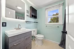 6 Clifton Ave, Saugus, MA 01906 - Photo 16