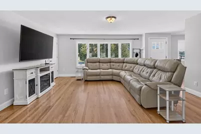 11 Powder Hill Rd, Methuen, MA 01844 - Photo 4