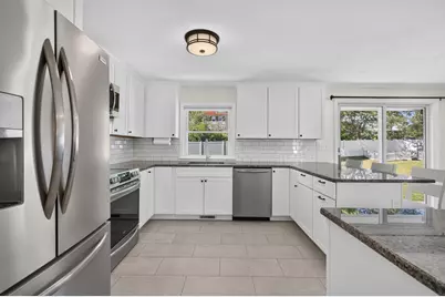 11 Powder Hill Rd, Methuen, MA 01844 - Photo 14