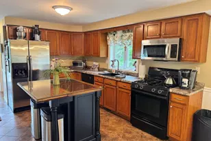 65 Photine Dr, Lowell, MA 01854 - Photo 8