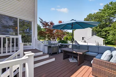 68 Metacomet Ave, Taunton, MA 02718 - Photo 32