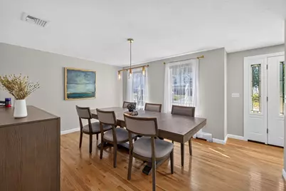 68 Metacomet Ave, Taunton, MA 02718 - Photo 10