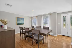 68 Metacomet Ave, Taunton, MA 02718 - Photo 10