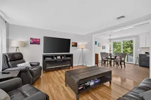 68 Metacomet Ave, Taunton, MA 02718 - Photo 4
