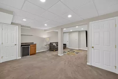 68 Metacomet Ave, Taunton, MA 02718 - Photo 30