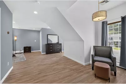 68 Metacomet Ave, Taunton, MA 02718 - Photo 14