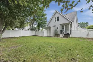 132 Gilbert Ave, Springfield, MA 01119 - Photo 20