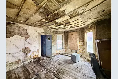 161 Lincoln St, Holyoke, MA 01040 - Photo 14