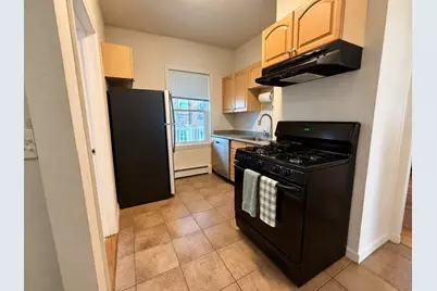 7 Murray Ct #2, Boston, MA 02128 - Photo 2