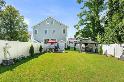 4 Fairmount St #A, Woburn, MA 01801 - Photo 36