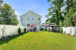 4 Fairmount St, Woburn, MA 01801 - Photo 36