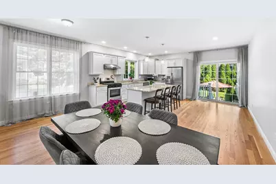 4 Fairmount St #A, Woburn, MA 01801 - Photo 8