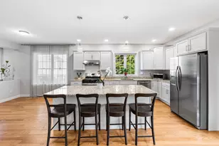 4 Fairmount St, Woburn, MA 01801 - Photo 10