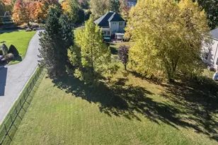 43 Wachusett St, Leominster, MA 01453 - Photo 2