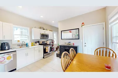 34 Sargent Ave #A, Somerville, MA 02145 - Photo 4