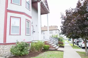 23 25 Brewster St, New Bedford, MA 02745 - Photo 4