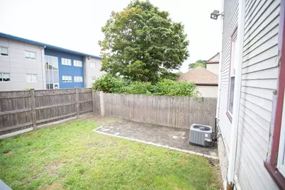 23 25 Brewster Street, New Bedford, MA 02745 - Photo 32