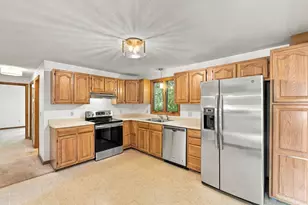 690 Converse St, Longmeadow, MA 01106 - Photo 12