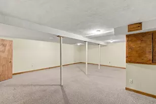 690 Converse St, Longmeadow, MA 01106 - Photo 32