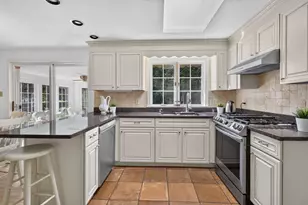 132 Brentwood Cir, North Andover, MA 01845 - Photo 12