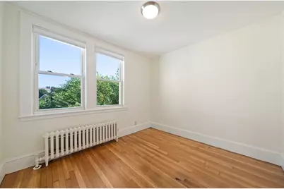 12 Bellevue St, Boston, MA 02125 - Photo 20