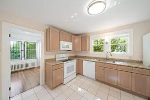 12 Bellevue St, Boston, MA 02125 - Photo 6