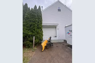 21 Broad St, Medway, MA 02053 - Photo 2