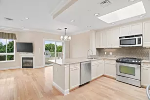 629 Hammond St, Brookline, MA 02246 - Photo 14