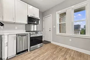 1 Beacon St, Somerville, MA 02143 - Photo 4