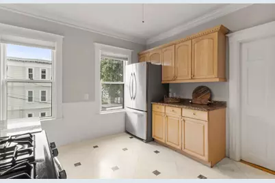 171 Savin Hill Ave #2, Boston, MA 02125 - Photo 16