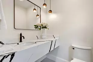 123 Mt Vernon St, Newton, MA 02465 - Photo 14