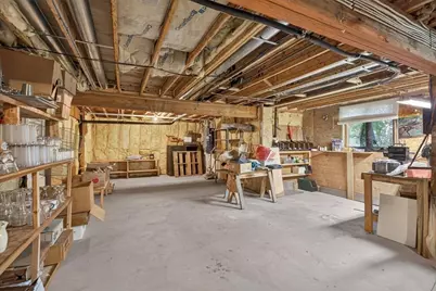 31 Hillcrest Cir, Westfield, MA 01085 - Photo 32