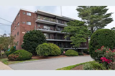 995 Mass Ave #304, Arlington, MA 02476 - Photo 2